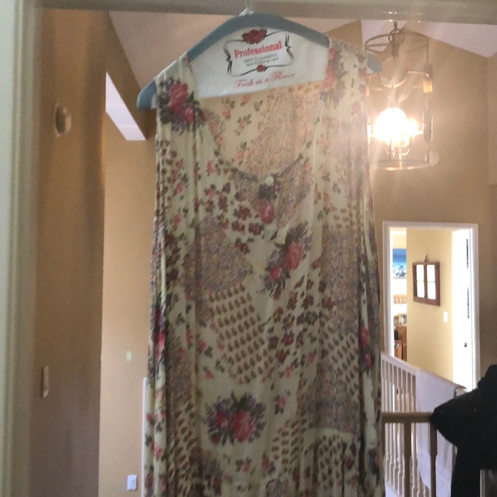 Vintage floral maxi dress